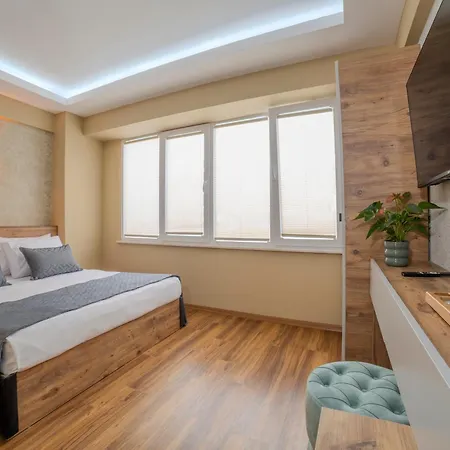 Oezer Palace イスタンブール