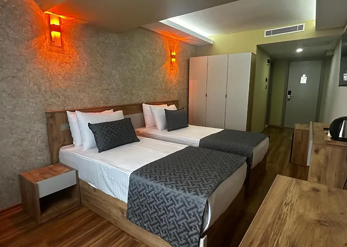 Hotel Oezer Palace 4*