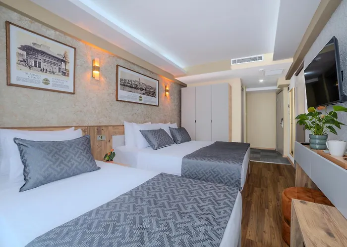 Oezer Palace Hotel 4*