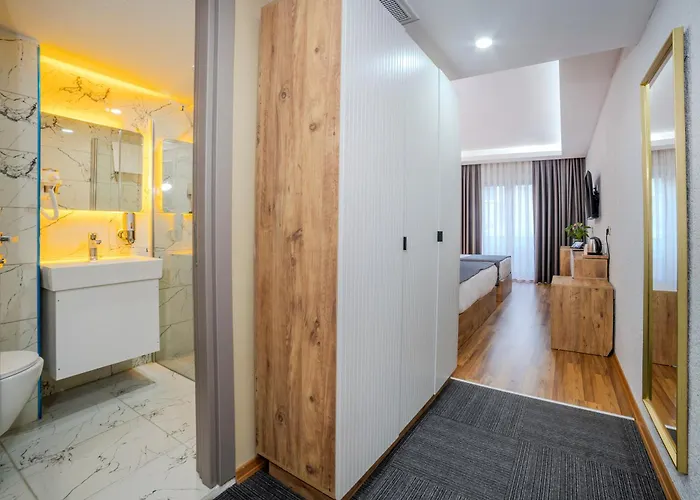 Oezer Palace Hotel Provincia di Istanbul